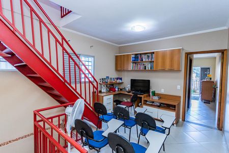 Casa à venda com 280m², 3 quartos e 3 vagas Casa à venda com 280m², 3 quartos e 3 vagasEspaço multiuso