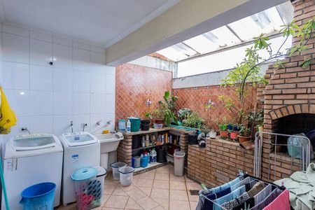 Casa à venda com 280m², 3 quartos e 3 vagas Casa à venda com 280m², 3 quartos e 3 vagasÁrea de serviço