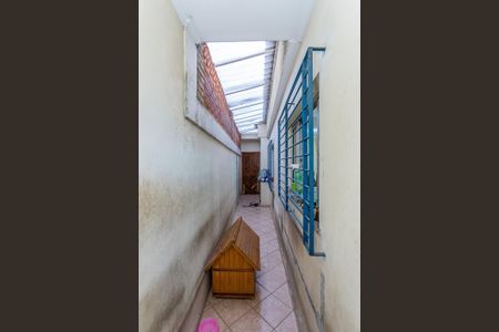 Casa à venda com 280m², 3 quartos e 3 vagas Casa à venda com 280m², 3 quartos e 3 vagasCorredor