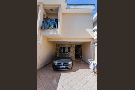 Casa à venda com 280m², 3 quartos e 3 vagas Casa à venda com 280m², 3 quartos e 3 vagasGaragem