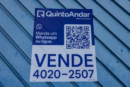 Casa à venda com 280m², 3 quartos e 3 vagas Casa à venda com 280m², 3 quartos e 3 vagasPlaca