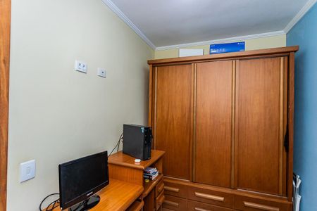 Casa à venda com 280m², 3 quartos e 3 vagas Casa à venda com 280m², 3 quartos e 3 vagasQuarto 2