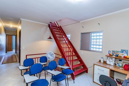 Casa à venda com 280m², 3 quartos e 3 vagas Casa à venda com 280m², 3 quartos e 3 vagasEspaço multiuso