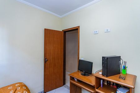Casa à venda com 280m², 3 quartos e 3 vagas Casa à venda com 280m², 3 quartos e 3 vagasQuarto 2