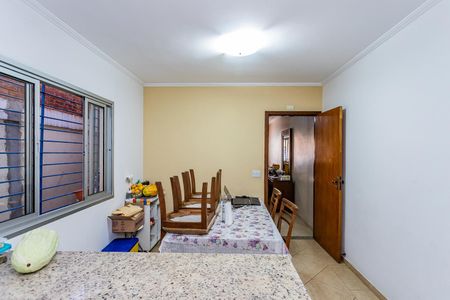 Casa à venda com 280m², 3 quartos e 3 vagas Casa à venda com 280m², 3 quartos e 3 vagasCopa e cozinha