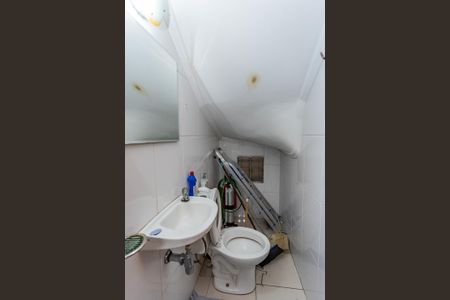 Casa à venda com 280m², 3 quartos e 3 vagas Casa à venda com 280m², 3 quartos e 3 vagasLavabo