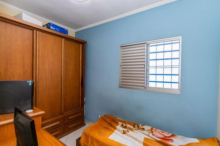 Casa à venda com 280m², 3 quartos e 3 vagas Casa à venda com 280m², 3 quartos e 3 vagasQuarto 2