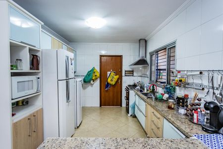 Casa à venda com 280m², 3 quartos e 3 vagas Casa à venda com 280m², 3 quartos e 3 vagasCopa e cozinha