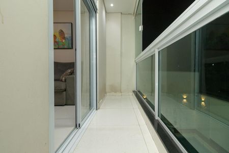 Casa para alugar com 250m², 4 quartos e 3 vagas Casa para alugar com 250m², 4 quartos e 3 vagasVaranda da Sala