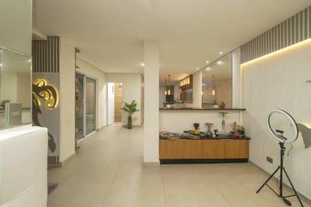 Casa para alugar com 250m², 4 quartos e 3 vagas Casa para alugar com 250m², 4 quartos e 3 vagasSala de estar