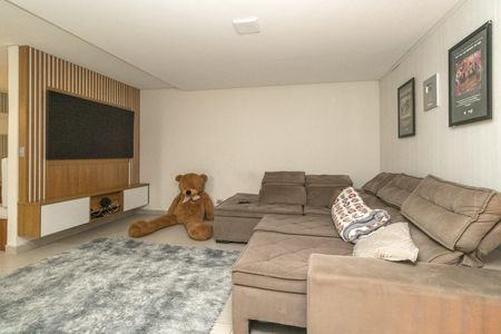Casa para alugar com 250m², 4 quartos e 3 vagas Casa para alugar com 250m², 4 quartos e 3 vagasSala de TV