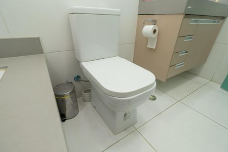 Casa para alugar com 250m², 4 quartos e 3 vagas Casa para alugar com 250m², 4 quartos e 3 vagasBanheiro da Suíte 2