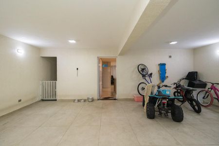 Casa para alugar com 250m², 4 quartos e 3 vagas Casa para alugar com 250m², 4 quartos e 3 vagasGaragem