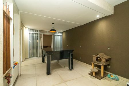 Casa para alugar com 250m², 4 quartos e 3 vagas Casa para alugar com 250m², 4 quartos e 3 vagasÁrea comum