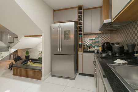 Casa para alugar com 250m², 4 quartos e 3 vagas Casa para alugar com 250m², 4 quartos e 3 vagasCozinha