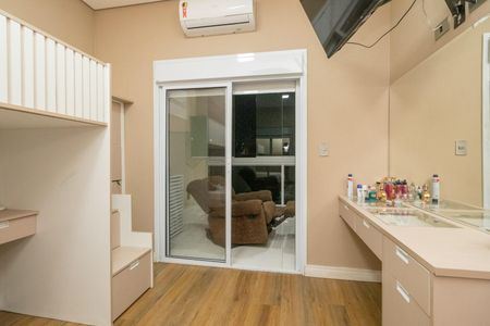 Casa para alugar com 250m², 4 quartos e 3 vagas Casa para alugar com 250m², 4 quartos e 3 vagasQuarto 1