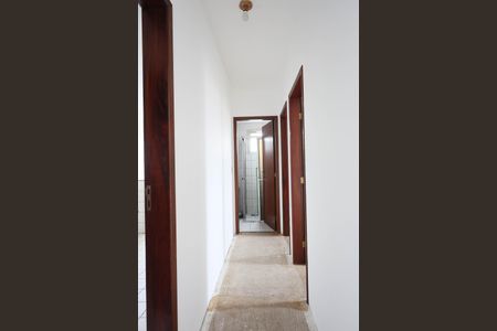 corredor de apartamento à venda com 2 quartos, 84m² em Chácara Agrindus, Taboão da Serra