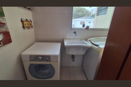 Apartamento à venda com 68m², 2 quartos e 1 vaga Apartamento à venda com 68m², 2 quartos e 1 vagaÁrea de Serviço