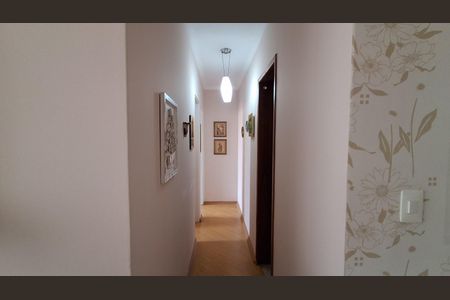 Corredor  de apartamento à venda com 2 quartos, 68m² em Vila Caminho do Mar, São Bernardo do Campo