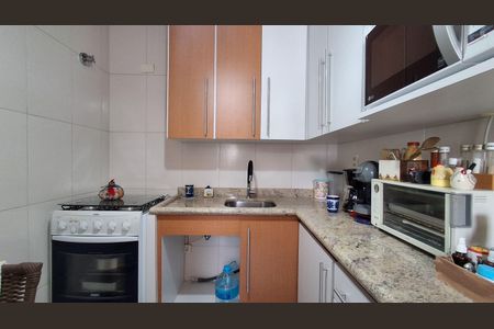 Apartamento à venda com 68m², 2 quartos e 1 vaga Apartamento à venda com 68m², 2 quartos e 1 vagaCozinha