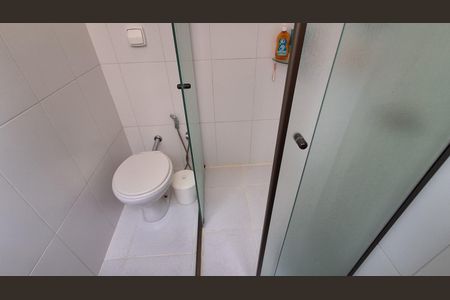 Apartamento à venda com 68m², 2 quartos e 1 vaga Apartamento à venda com 68m², 2 quartos e 1 vagaBanheiro Suíte