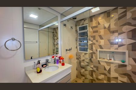 Apartamento à venda com 124m², 2 quartos e 3 vagasBanheiro