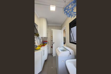 Apartamento à venda com 124m², 2 quartos e 3 vagasÁrea de Serviço