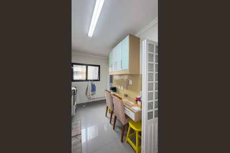 Apartamento à venda com 124m², 2 quartos e 3 vagasCozinha