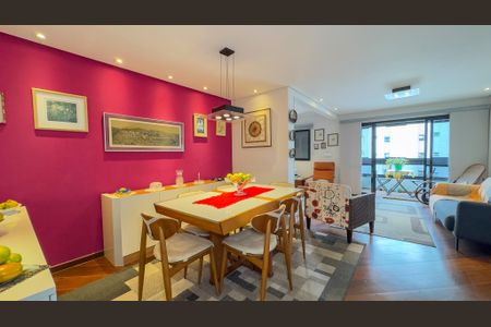 Apartamento à venda com 124m², 2 quartos e 3 vagasSala