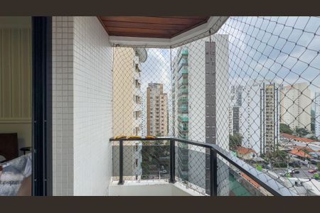 Apartamento à venda com 124m², 2 quartos e 3 vagasSacada