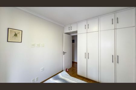 Apartamento à venda com 124m², 2 quartos e 3 vagasQuarto 2