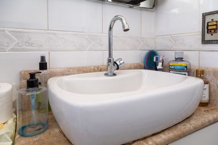 Apartamento à venda com 55m², 2 quartos e sem vagaBanheiro