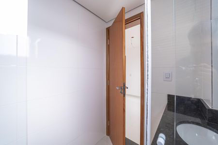 Apartamento para alugar com 52m², 2 quartos e 1 vagaBanheiro do Quarto 2