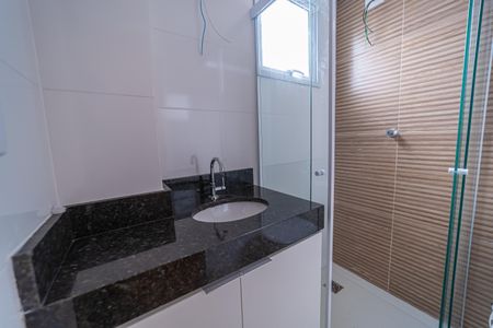 Apartamento para alugar com 52m², 2 quartos e 1 vagaBanheiro do Quarto 2