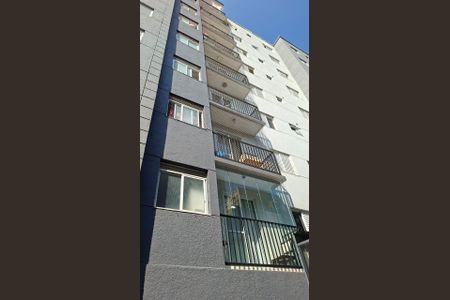 Apartamento à venda com 55m², 2 quartos e 1 vagaFachada