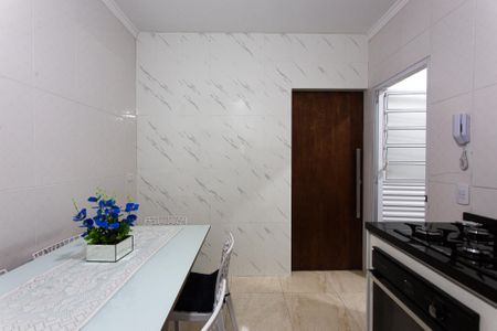Casa de condomínio à venda com 112m², 2 quartos e 2 vagasCozinha