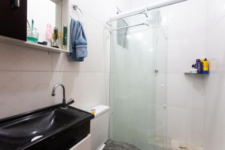 Casa de condomínio à venda com 112m², 2 quartos e 2 vagasBanheiro da Suíte 1