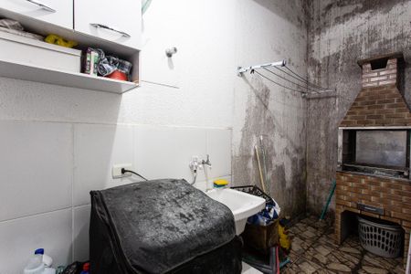 Casa de condomínio à venda com 112m², 2 quartos e 2 vagasChurrasqueira