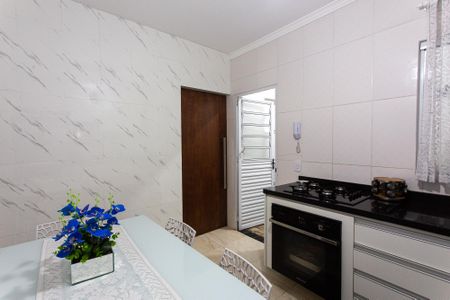 Casa de condomínio à venda com 112m², 2 quartos e 2 vagasCozinha
