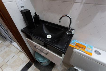 Casa de condomínio à venda com 112m², 2 quartos e 2 vagasBanheiro da Suíte 1