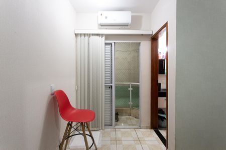 Casa de condomínio à venda com 112m², 2 quartos e 2 vagasSuíte 1