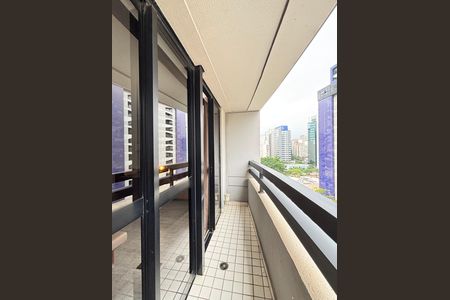 Studio à venda com 33m², 1 quarto e 1 vagaVaranda