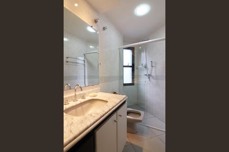 Apartamento à venda com 164m², 4 quartos e 3 vagasBanheiro Social