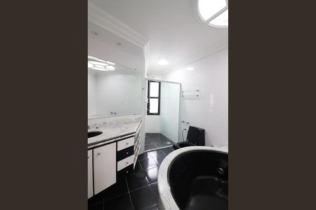 Apartamento à venda com 164m², 4 quartos e 3 vagasQuarto 1 - Suíte Banheiro 