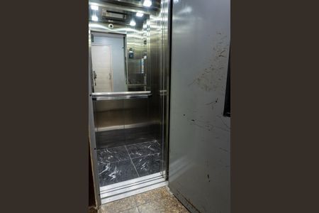 Apartamento para alugar com 128m², 2 quartos e 1 vagaElevador