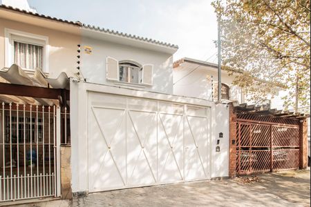 Casa para alugar com 150m², 3 quartos e 2 vagasFachada