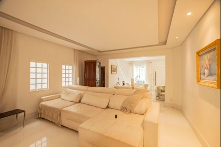 Sala de casa à venda com 3 quartos, 150m² em Vila Clementino, São Paulo