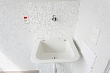 Apartamento para alugar com 38m², 2 quartos e sem vaga Apartamento para alugar com 38m², 2 quartos e sem vagaÁrea de Serviço - Tanque