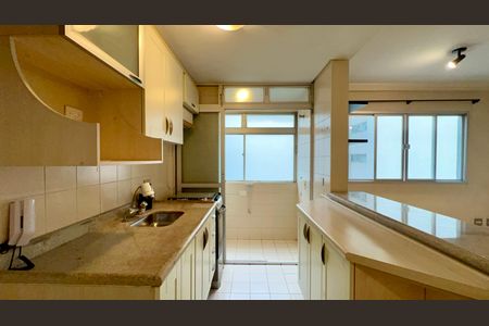 Apartamento à venda com 59m², 2 quartos e 1 vagaCozinha