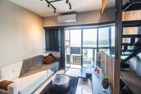 Sala  de apartamento para alugar com 1 quarto, 55m² em Bethaville I, Barueri